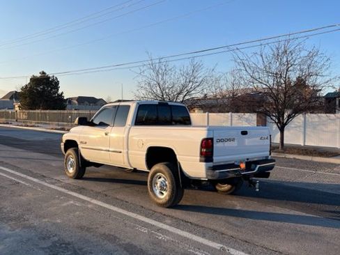 Used 2001 Dodge Ram 2500 Truck 4x4 Quad Cab image 11