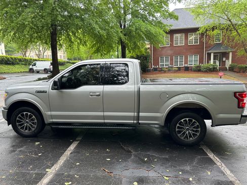 Used 2018 Ford F150 XLT w/ Equipment Group 301A Mid image 9