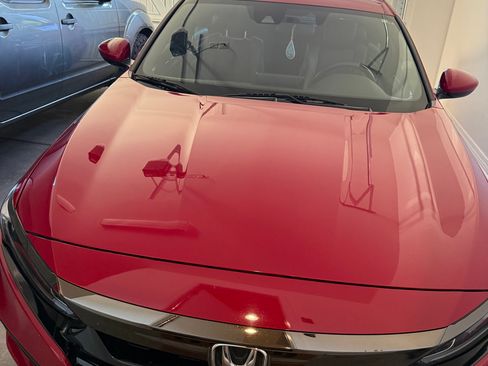 Used 2018 Honda Accord Sport image 2