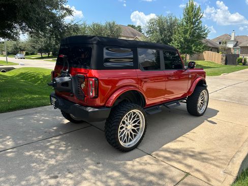 Used 2023 Ford Bronco Outer Banks image 4
