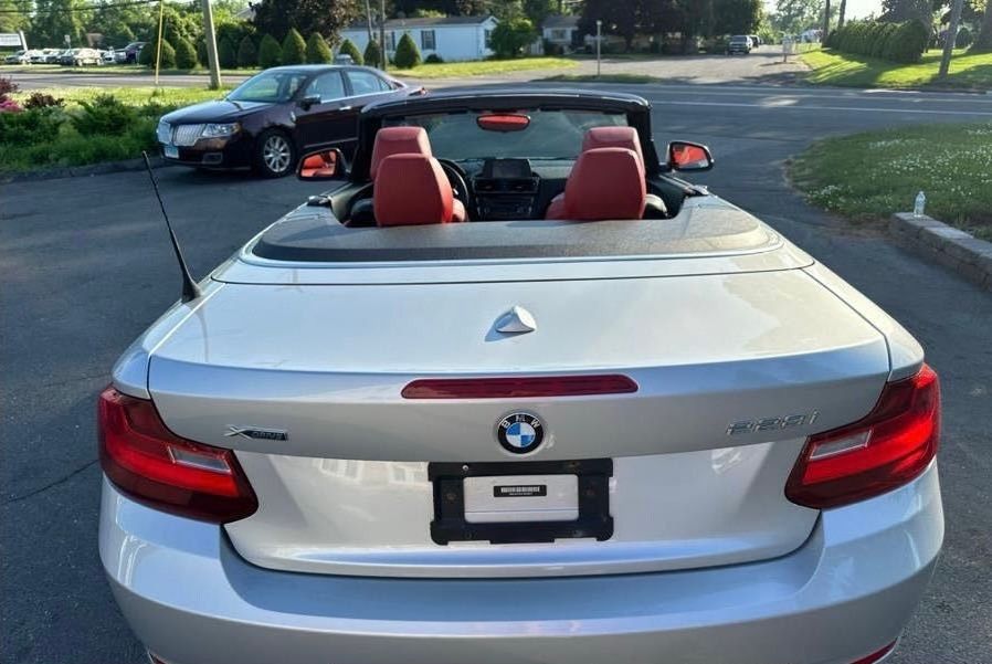 Used 2015 BMW 228i xDrive Convertible AWD/4WD image 2