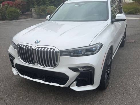 Used 2019 BMW X7 xDrive50i w/ M Sport Package image 1