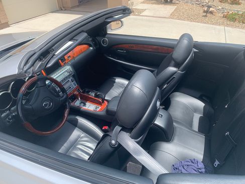 Used 2008 Lexus SC 430 Convertible RWD image 10