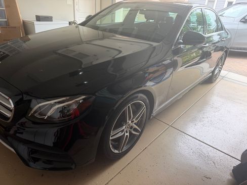Used 2019 Mercedes-Benz E 300 image 2