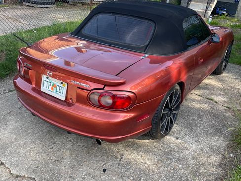 Used 2005 MAZDA MX-5 Miata MAZDASPEED RWD image 8