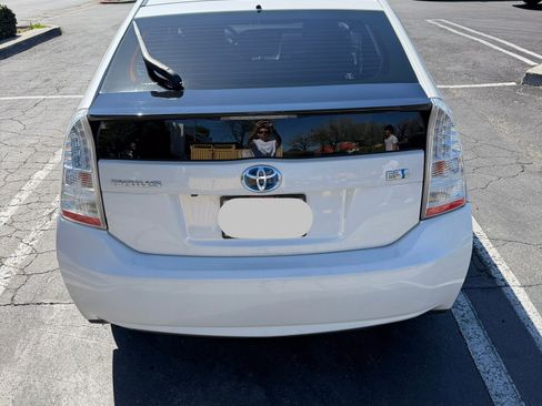 Used 2010 Toyota Prius Five image 5