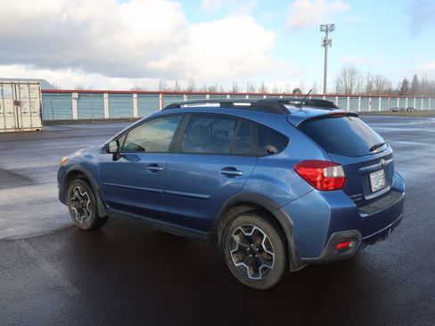 Used 2015 Subaru Crosstrek 2.0i Premium image 14