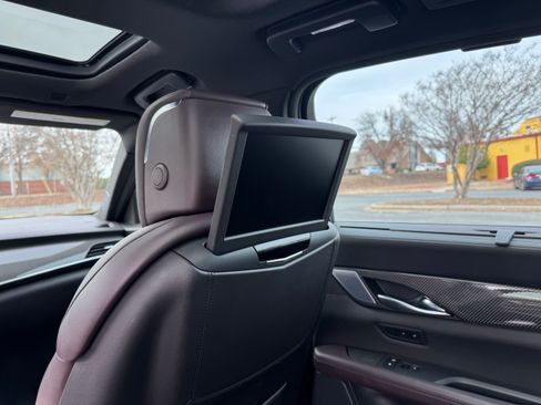 Used 2019 Cadillac CT6 V w/ Driver Assist Package image 14