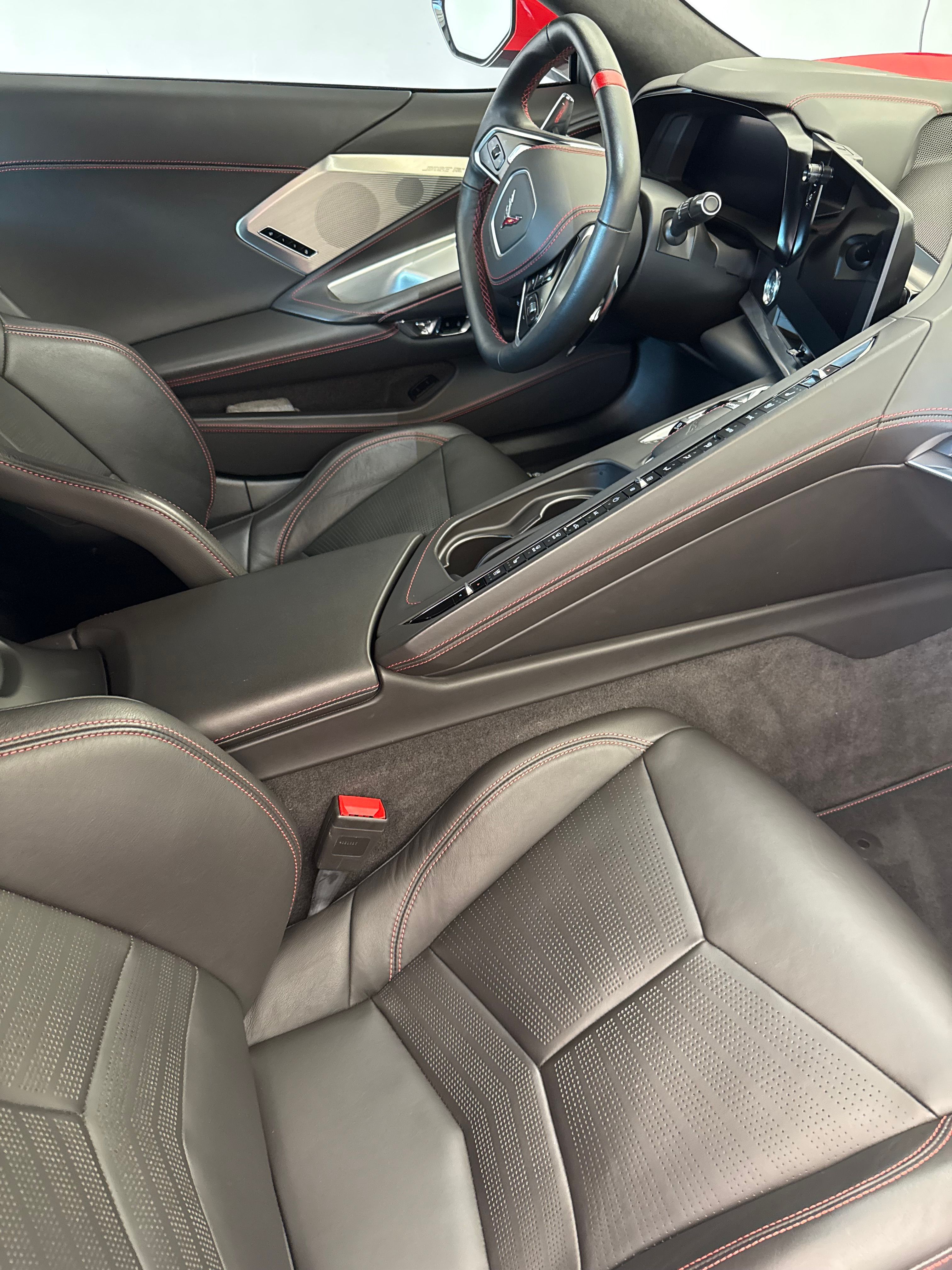 Used 2020 Chevrolet Corvette Stingray Premium Cpe w/ 3LT Preferred Equipment Group RWD image 14