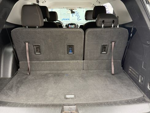 Used 2019 Chevrolet Traverse LT image 15