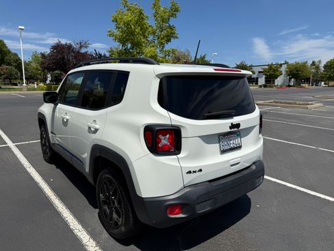 Used 2018 Jeep Renegade Sport w/ Power & Air Group AWD/4WD image 6