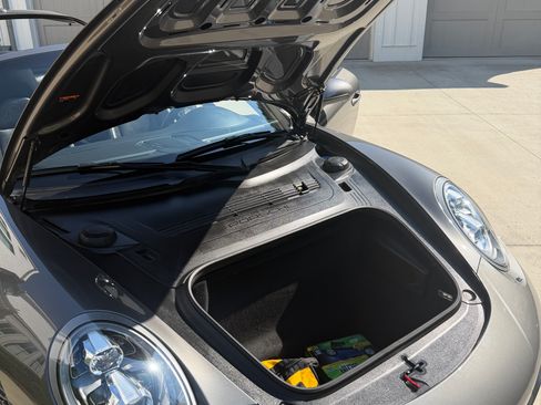 Used 2017 Porsche 911 Carrera RWD image 18