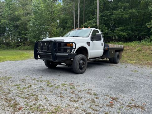 Used 2009 Ford F350 4x4 Regular Cab DRW Super Duty image 2