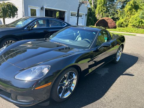 Used 2008 Chevrolet Corvette Coupe image 1