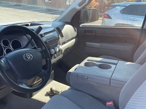 Used 2011 Toyota Tundra 2WD Double Cab image 17