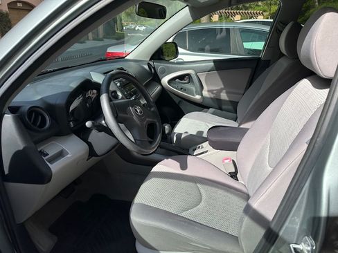 Used 2008 Toyota RAV4 2WD V6 w/ 3rd Row image 16