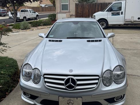 Used 2007 Mercedes-Benz SL 550 image 2