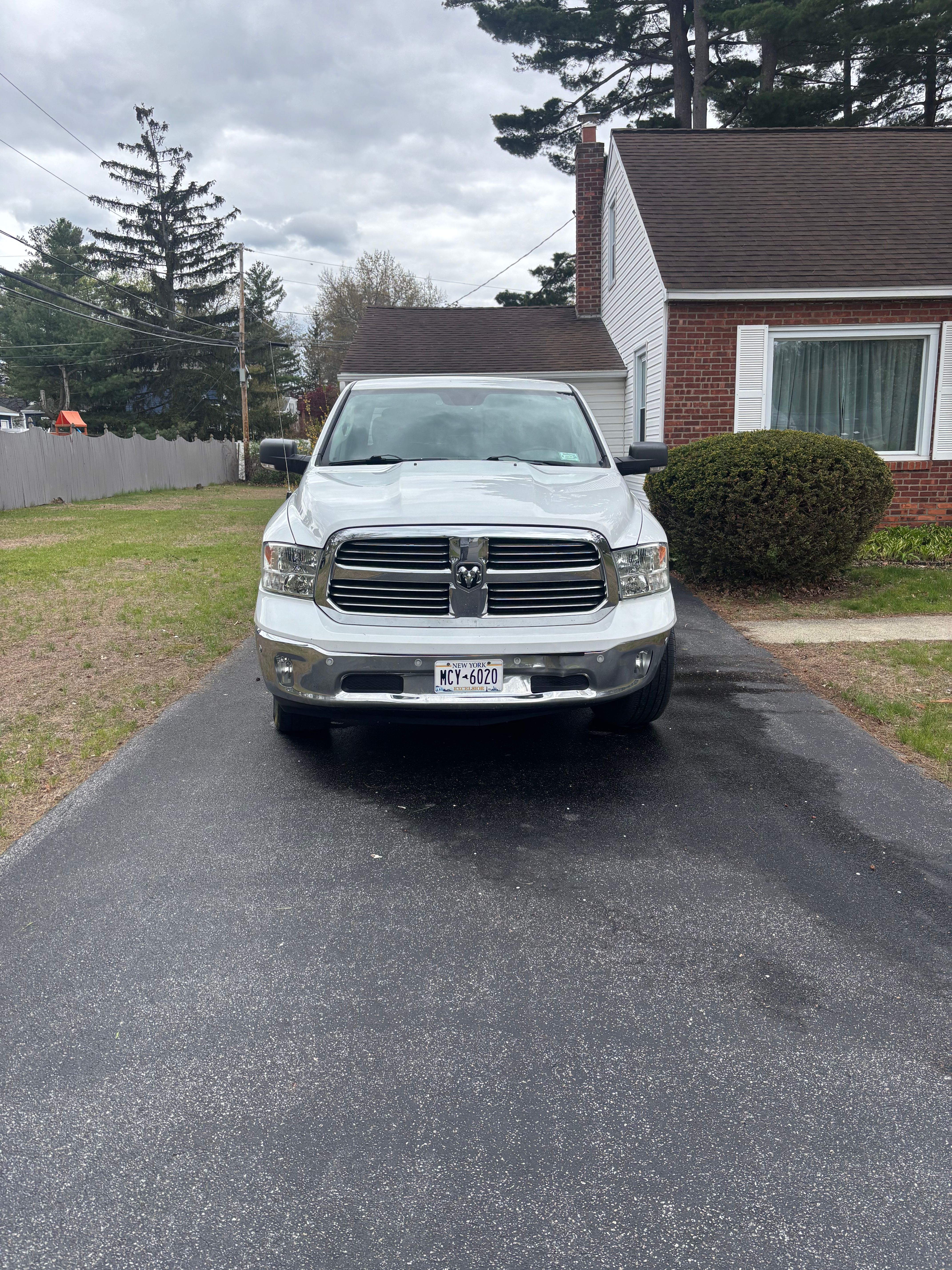 Used 2015 RAM 1500 Big Horn AWD/4WD image 1