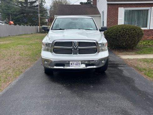 Used 2015 RAM 1500 Big Horn AWD/4WD image 1