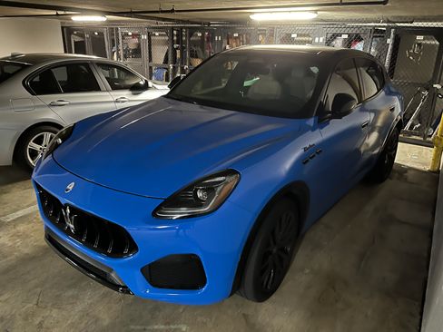 Used 2023 Maserati Grecale Modena AWD/4WD image 12