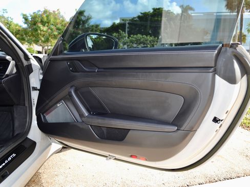 Used 2022 Porsche 911 Carrera 4 GTS image 22