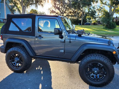 Used 2014 Jeep Wrangler Sport image 6