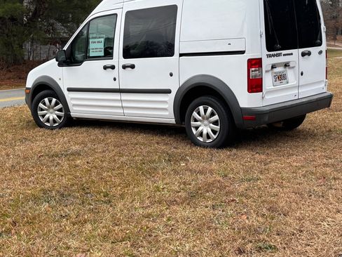 Used 2010 Ford Transit Connect XL image 1