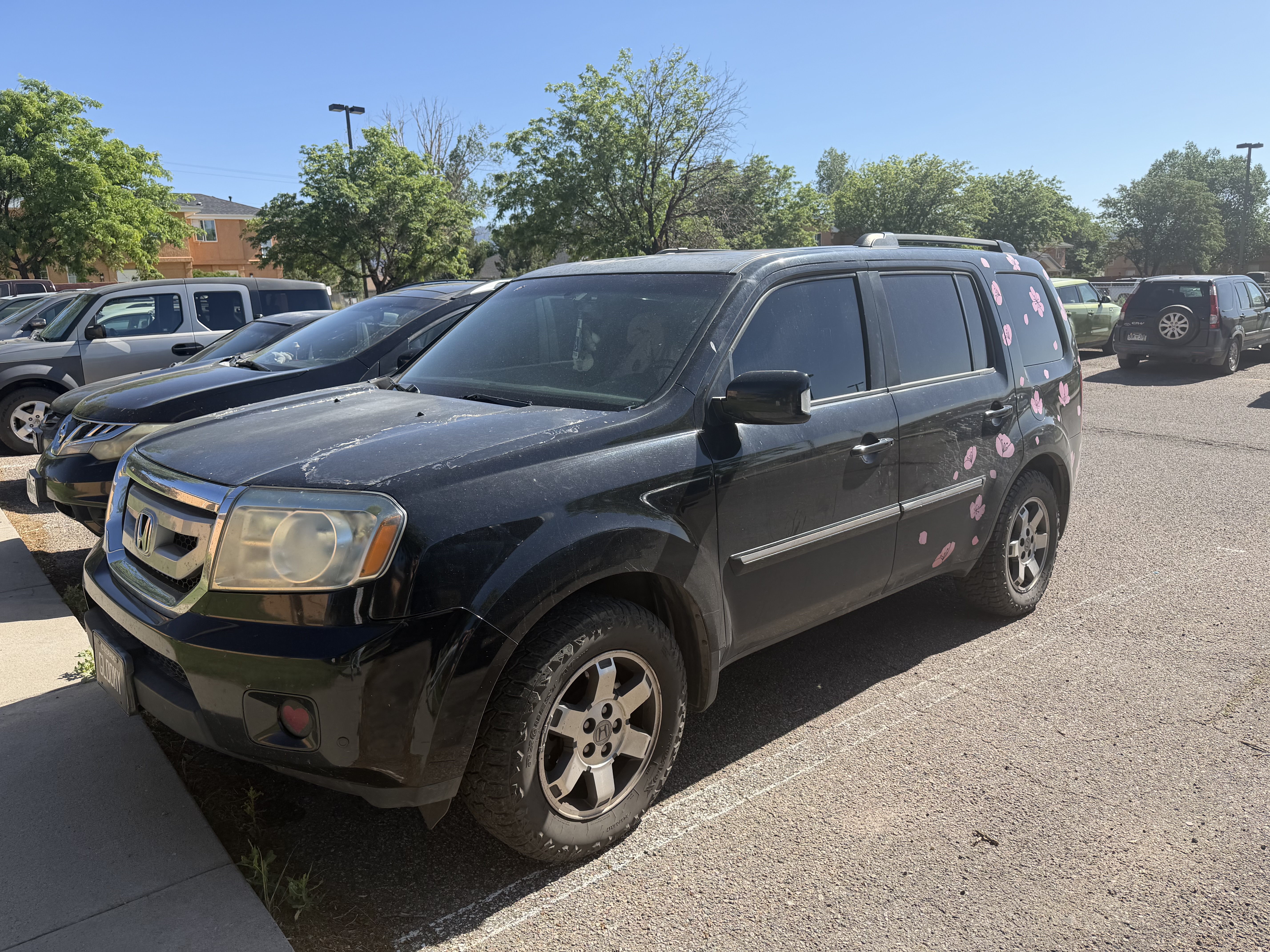 Used 2011 Honda Pilot Touring image 1