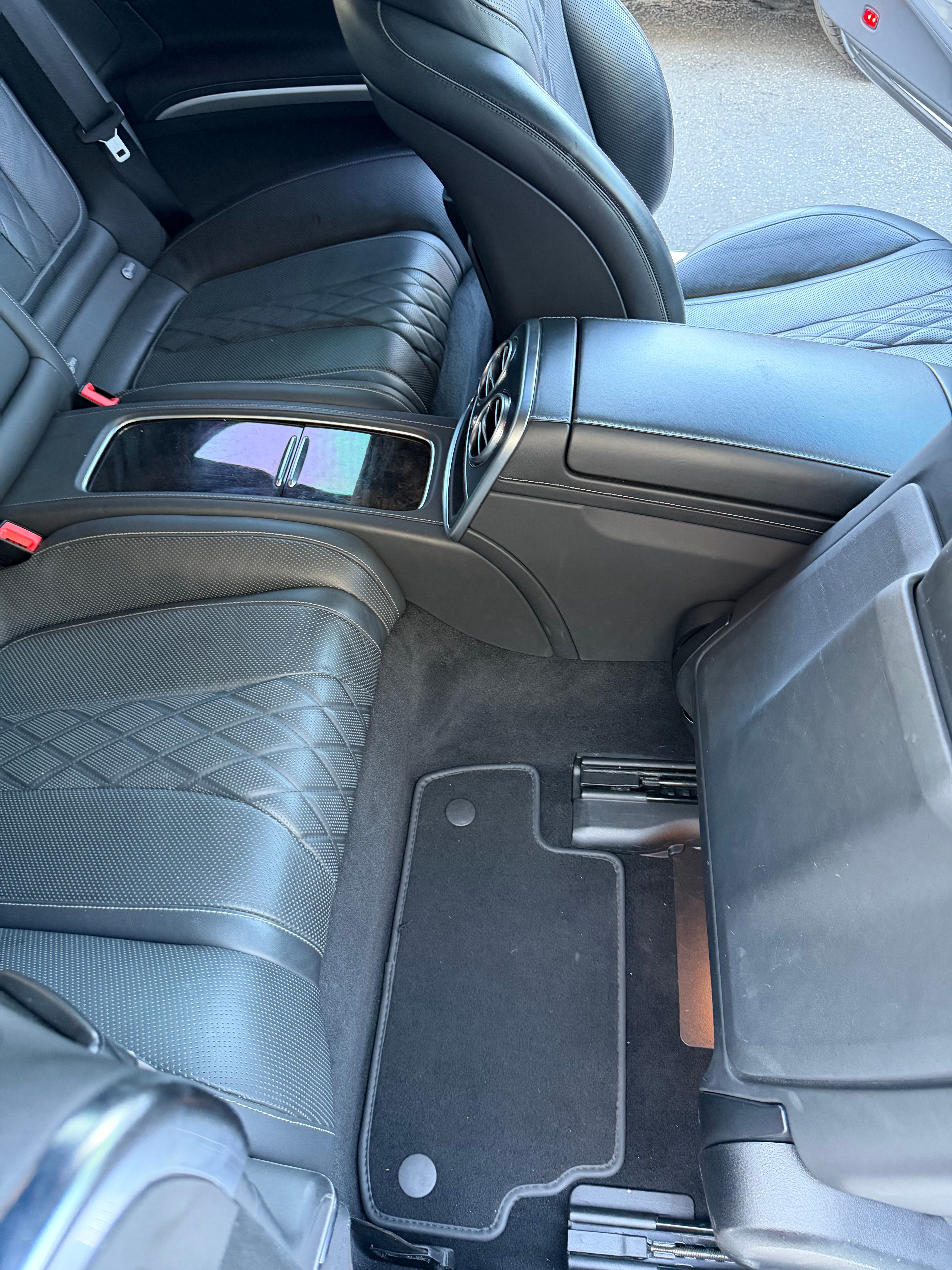 Used 2017 Mercedes-Benz S 550 4MATIC Coupe image 5