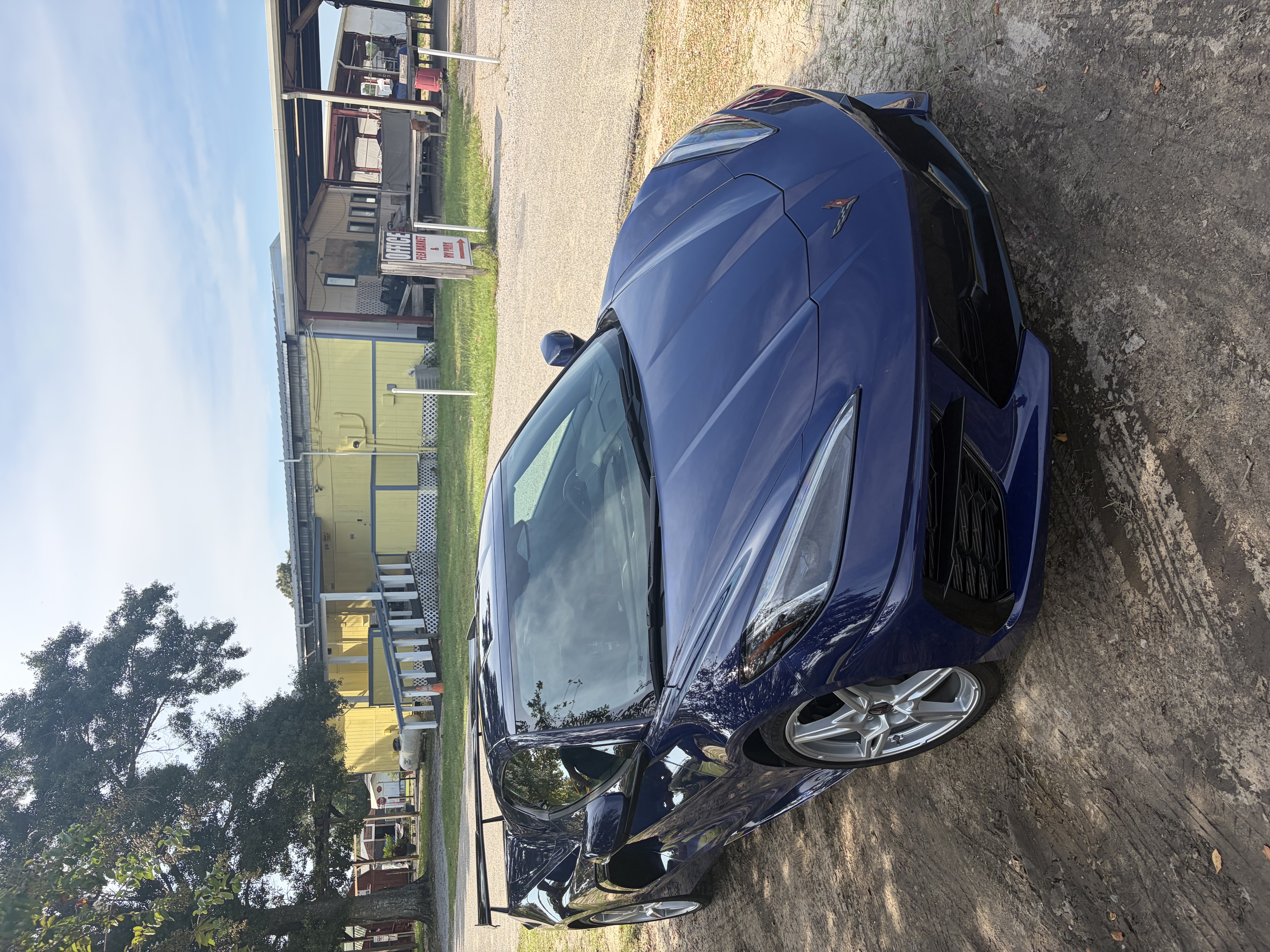 Used 2025 Chevrolet Corvette Stingray Coupe w/ 1LT RWD image 8