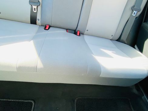 Used 2016 Toyota Corolla LE image 5