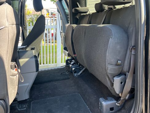 Used 2019 Ford F150 XL w/ Equipment Group 101A Mid AWD/4WD image 6