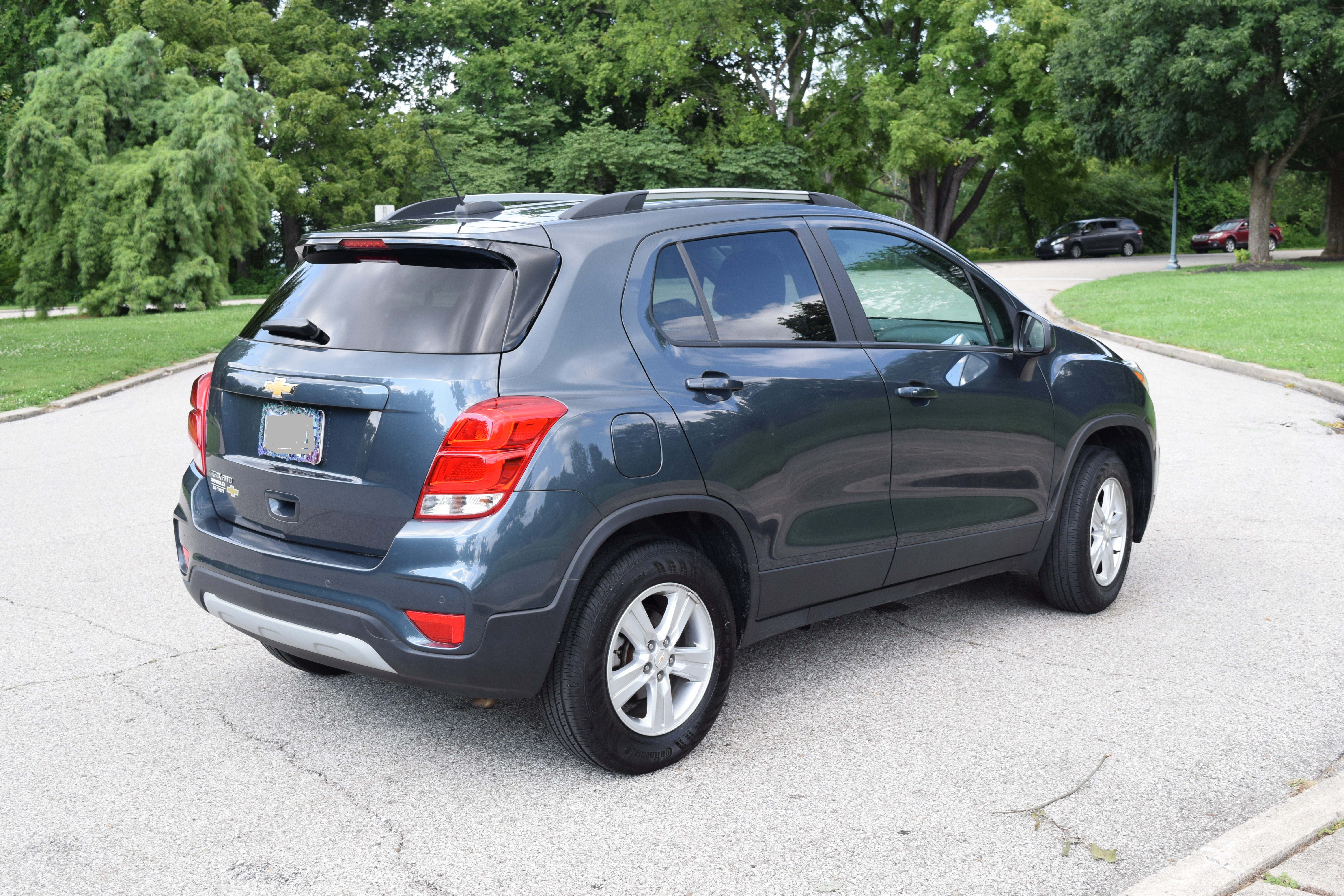 Used 2022 Chevrolet Trax LT w/ Premium Seat Package AWD/4WD image 6