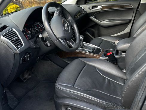 Used 2014 Audi Q5 2.0T Premium Plus w/ Premium Plus Package image 11