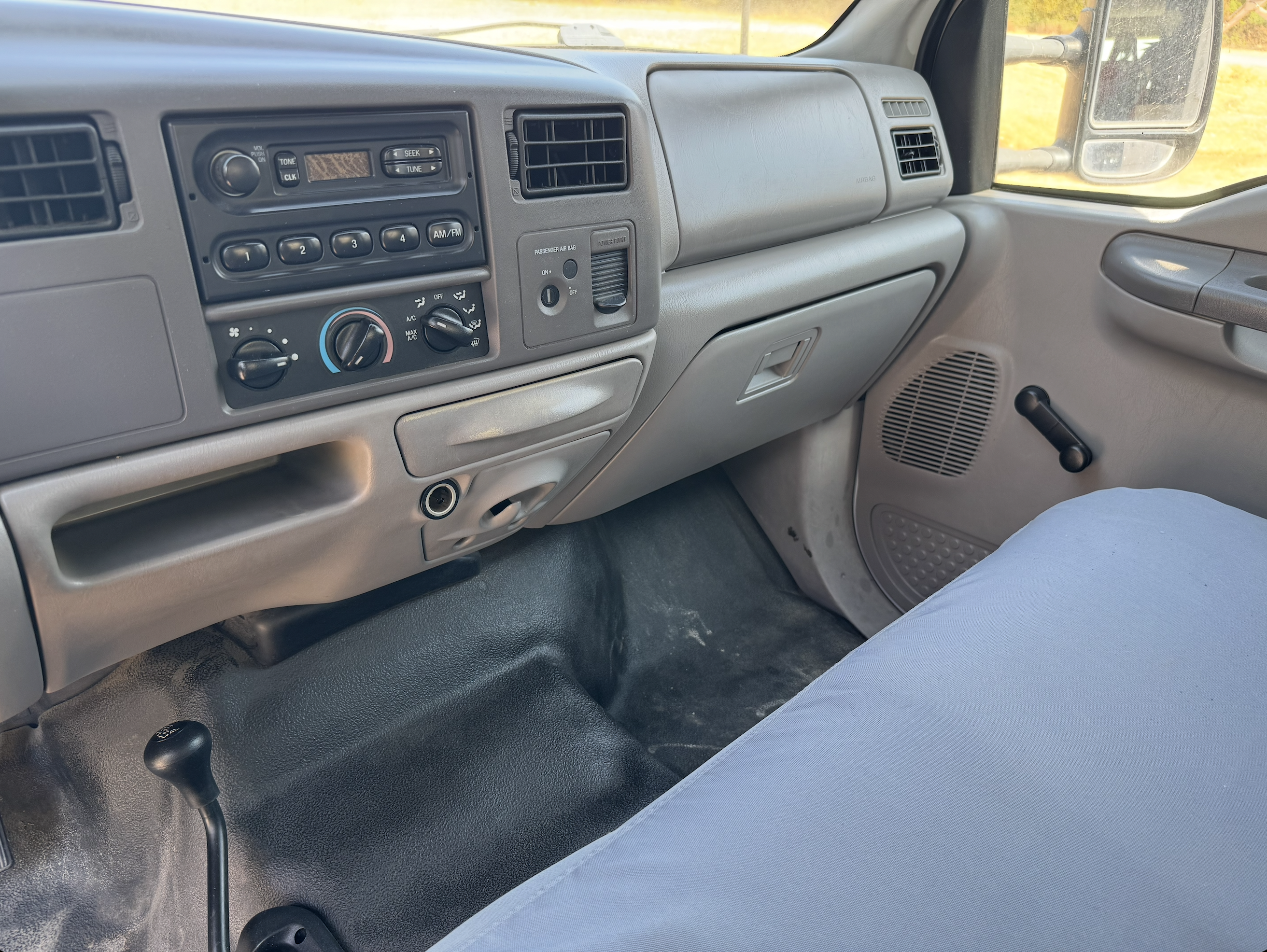 Used 2000 Ford F250 4x4 SuperCab Super Duty image 9