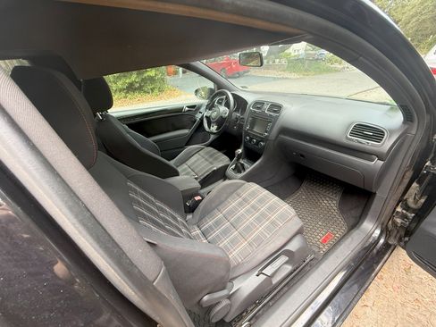 Used 2010 Volkswagen GTI 2.0T 2-Door image 17