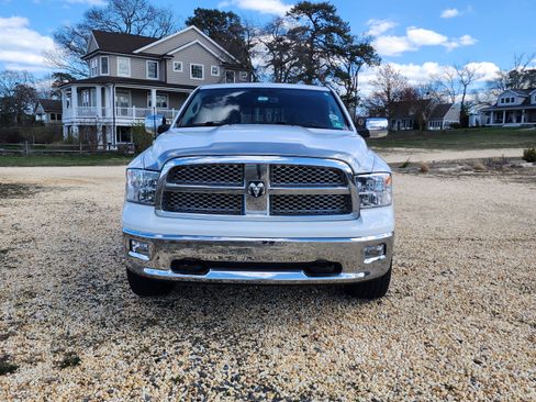 Used 2011 RAM 1500 Laramie w/ Protection Group image 2