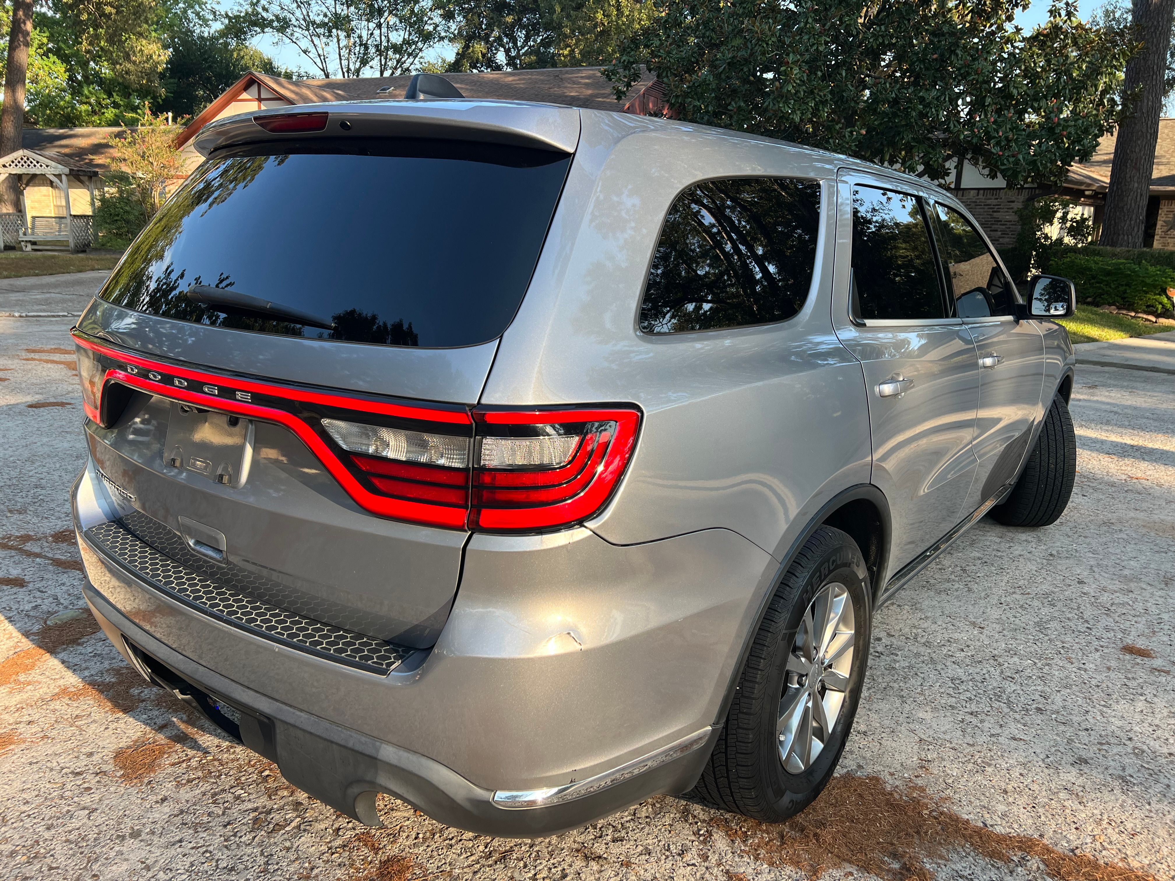 Used 2018 Dodge Durango SXT w/ 3rd Row Seating Group RWD image 5