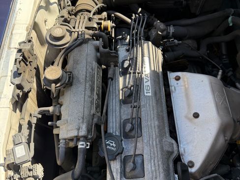 Used 1993 Toyota MR2 image 30