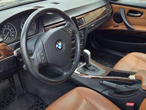 Used 2011 BMW 328i xDrive Sedan image 8