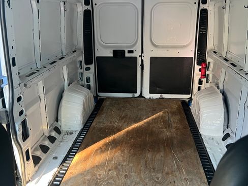 Used 2017 RAM ProMaster 2500 image 25