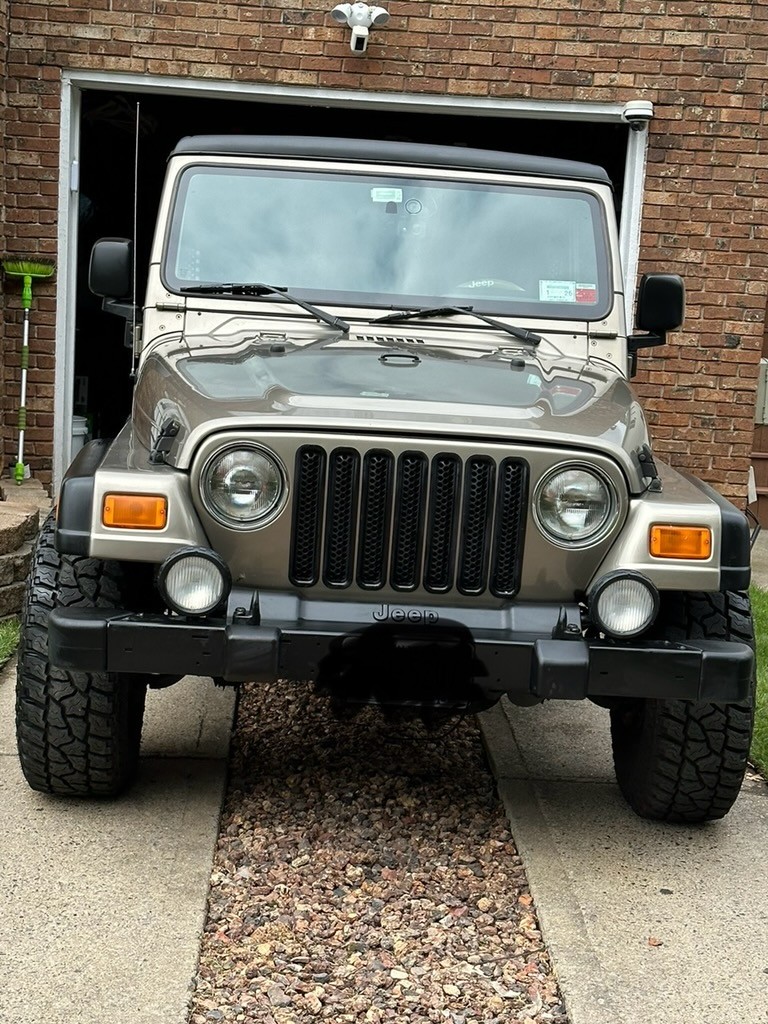 Used 2004 Jeep Wrangler 4WD image 4