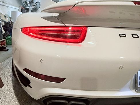 Used 2014 Porsche 911 Turbo S image 13