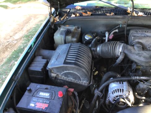 Used 1999 Chevrolet Tahoe Z71 w/ Preferred Equipment Group image 11