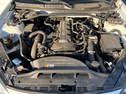 Used 2013 Hyundai Genesis 2.0T image 2