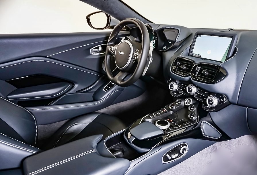 Used 2020 Aston Martin V8 Vantage Coupe RWD image 6