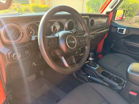Used 2023 Jeep Wrangler Unlimited Sport w/ Xtreme 35 Tire Package AWD/4WD image 12