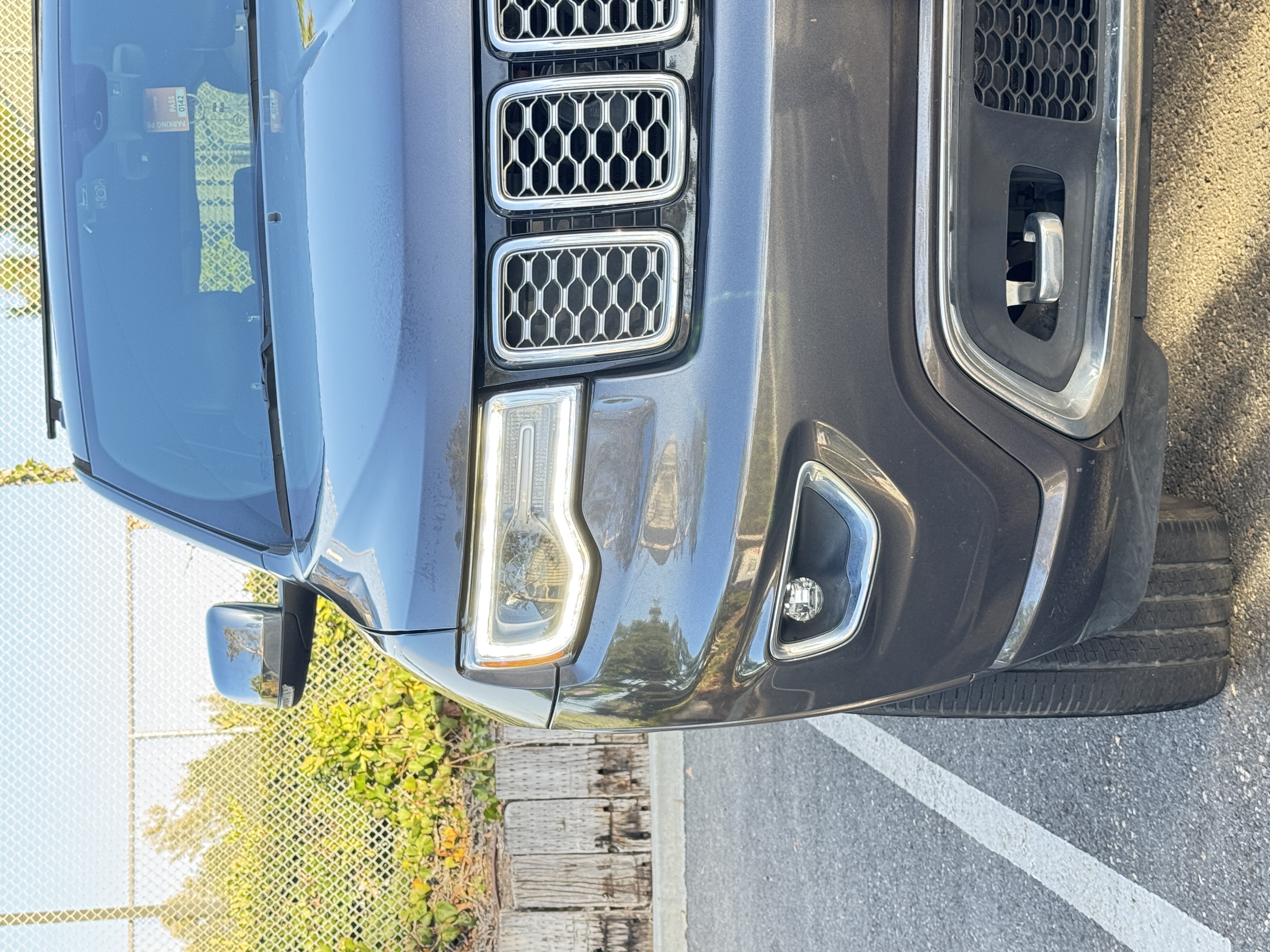 Used 2017 Jeep Grand Cherokee Overland AWD/4WD image 10