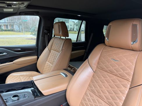 Used 2023 Cadillac Escalade Premium Luxury w/ LPO, Floor Liner Package image 4