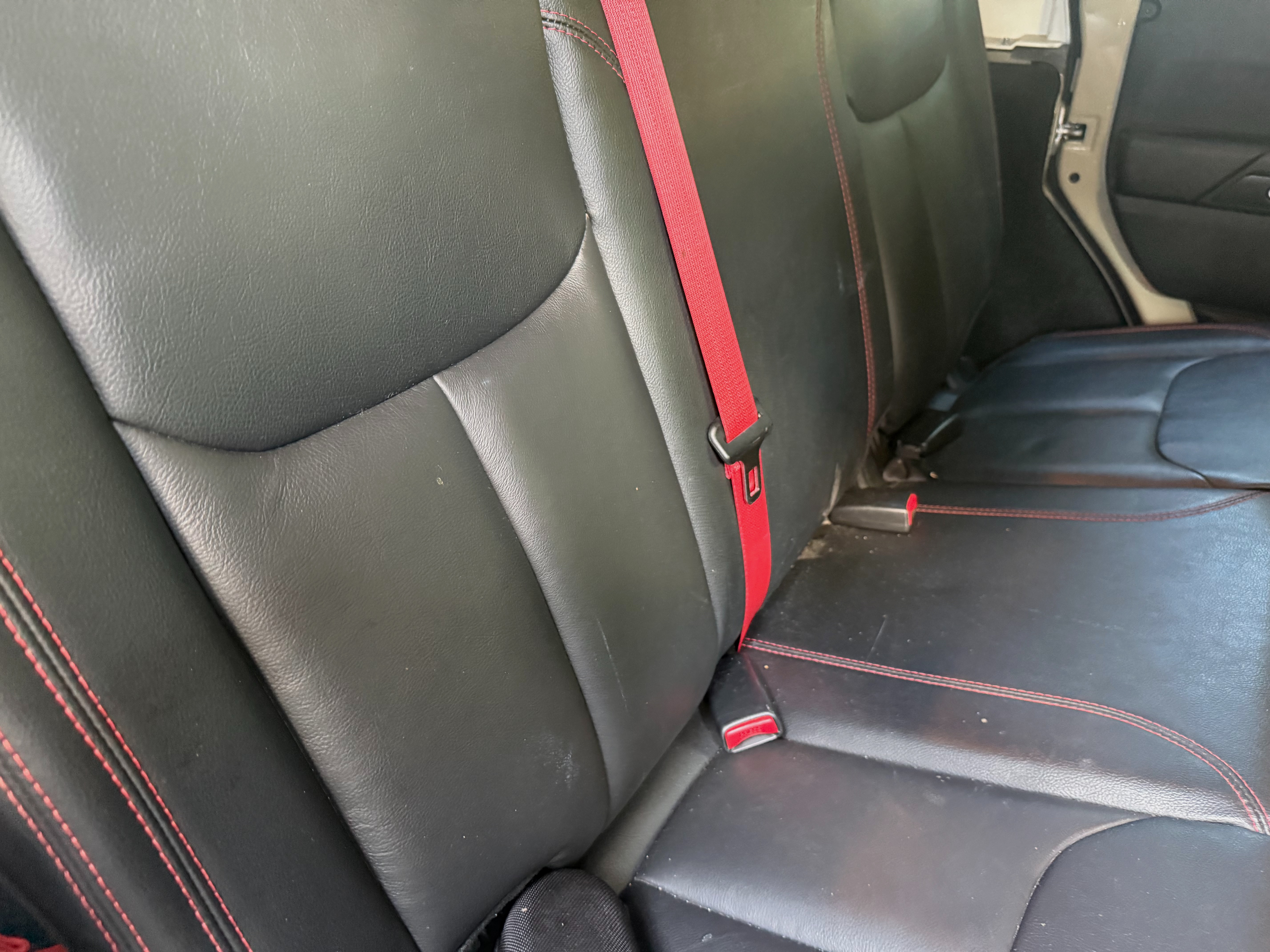 Used 2017 Jeep Wrangler Unlimited Rubicon AWD/4WD image 18